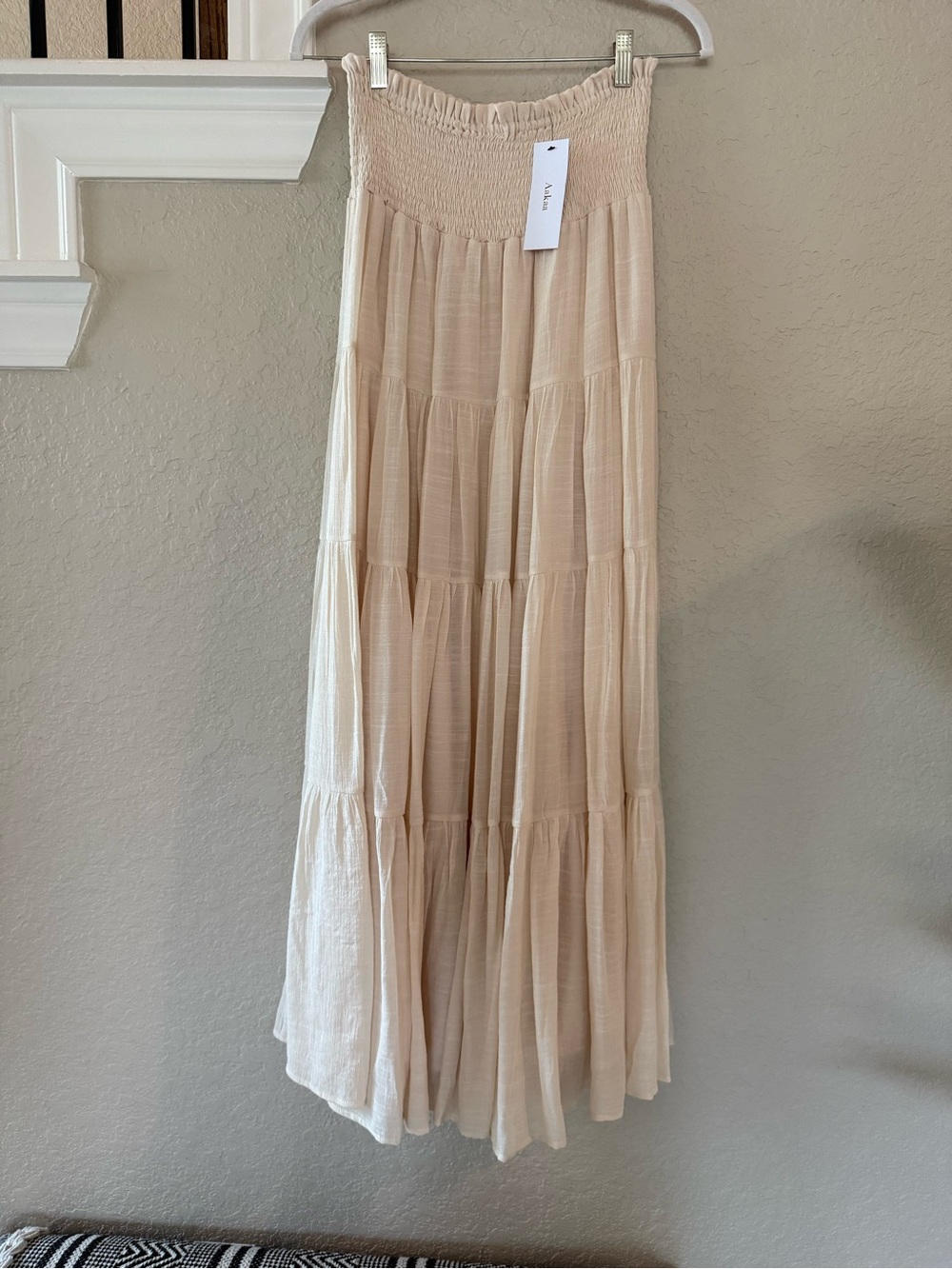 NWT Aakaa Smocked Waist Cream Tiered Maxi Skirt (m) - Picture 1 of 6